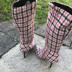 Wild Rose Women’s Size 8 Pink And Brown Tweed Side Zip Stilettos Heel